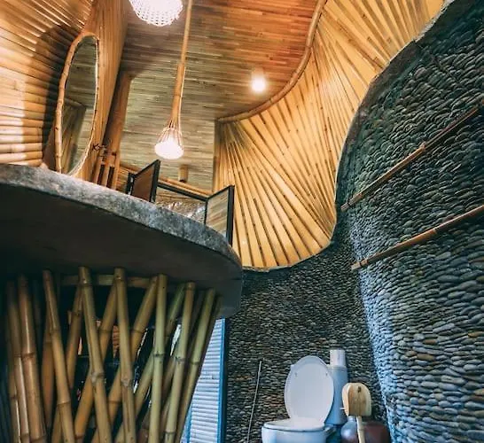 Aura House 2bds Eco Bamboo House, Pool, River View Villa *