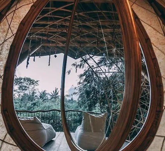 Aura House 2bds Eco Bamboo House, Pool, River View * Bringkit