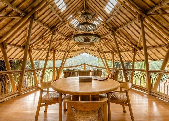 Aura House 2bds Eco Bamboo House, Pool, River View *
