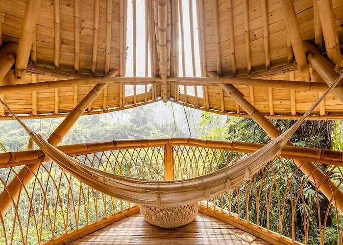 Aura House 2bds Eco Bamboo House, Pool, River View * Bringkit