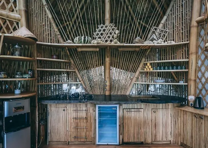 Aura House 2bds Eco Bamboo House, Pool, River View Villa *