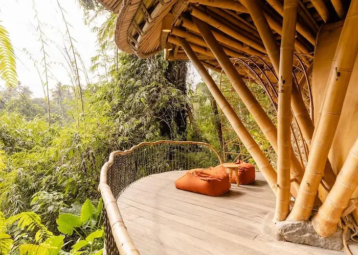 Aura House 2bds Eco Bamboo House, Pool, River View Villa *