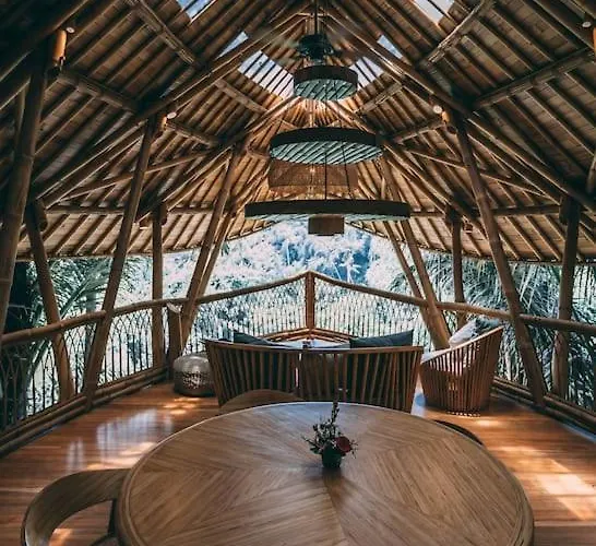 Aura House 2bds Eco Bamboo House, Pool, River View * Bringkit