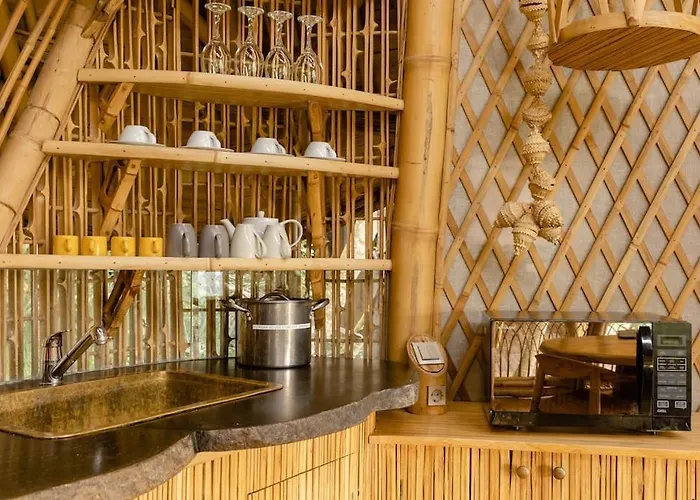 Aura House 2bds Eco Bamboo House, Pool, River View *