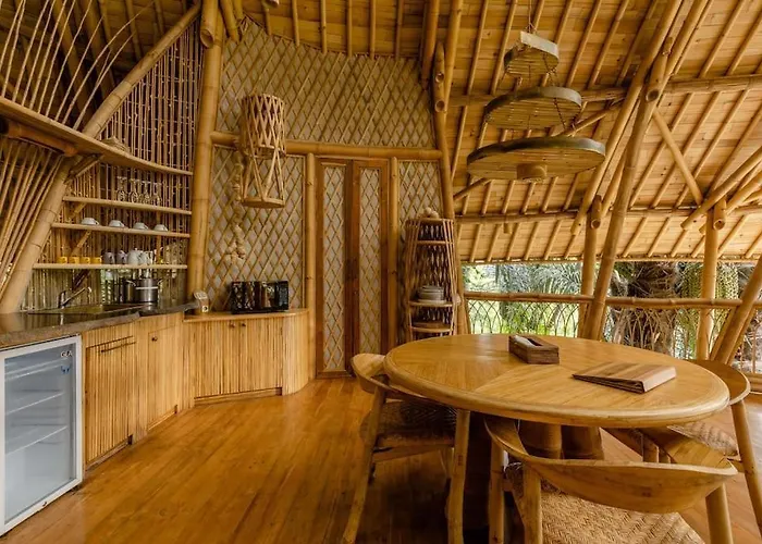 Aura House 2bds Eco Bamboo House, Pool, River View *